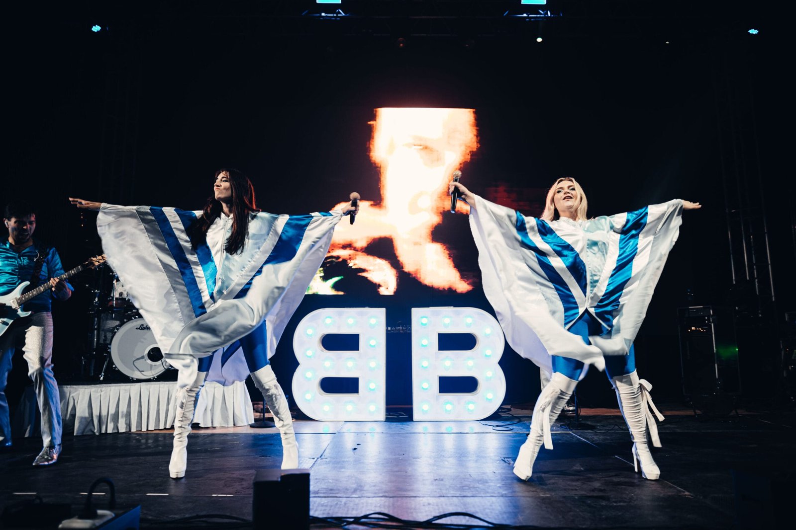 Tribute ABBA, sur scène