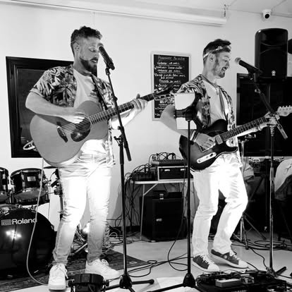 Cache Candy en concert acoustique